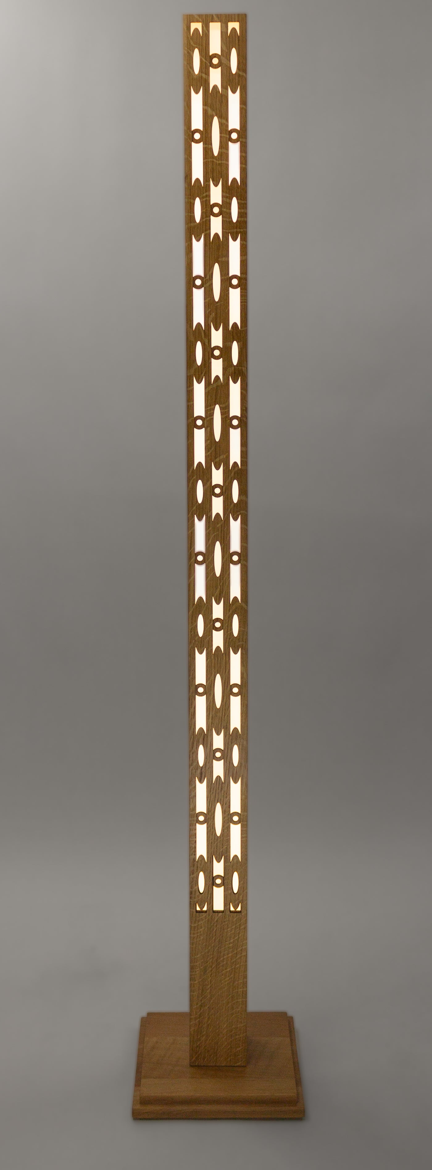 Abstract Oval Floor Lamp